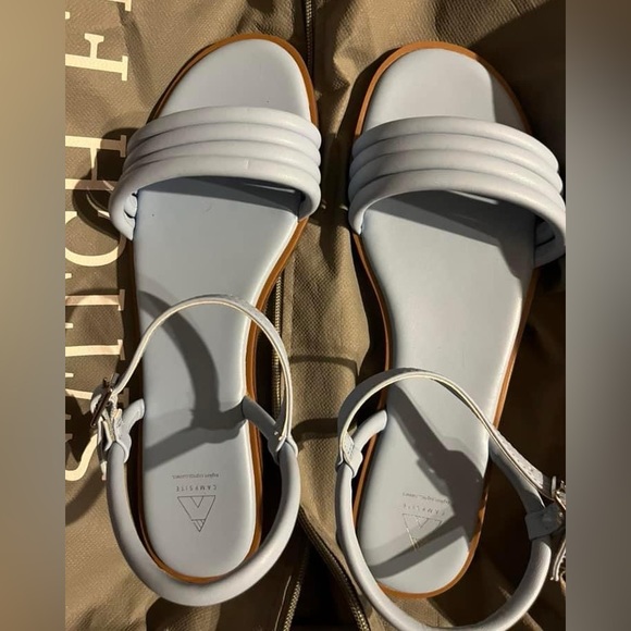 ✨Brand New CAMPSITE Sandals Size 8.5✨ - Picture 2 of 2